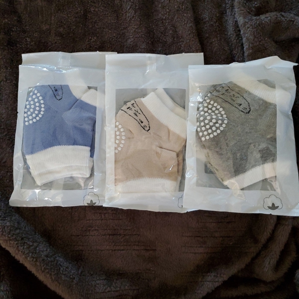 NWT 3 Pair Antiskid Knee pads
